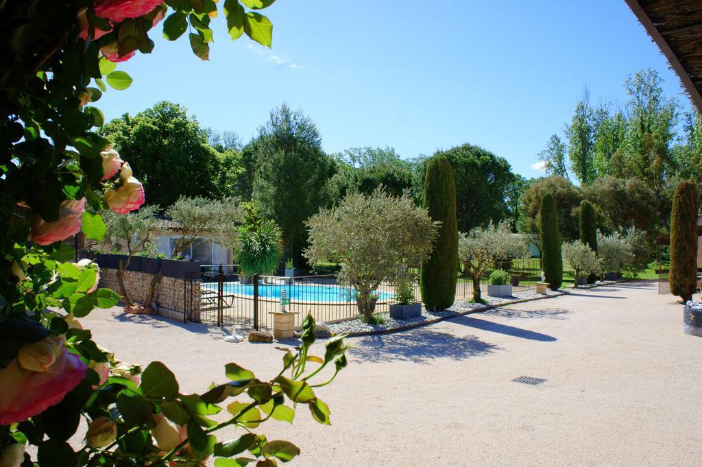 Residence Les Peupliers Loriol-du-Comtat Екстериор снимка